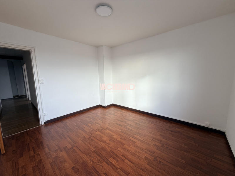 Appartement - 89 m² - 4 pièces