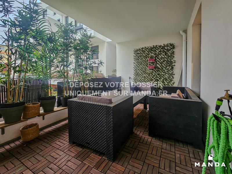 Chambre - 9 m² - 4 pièces