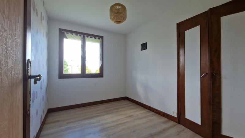 Maison - 97 m² - 4 pièces
