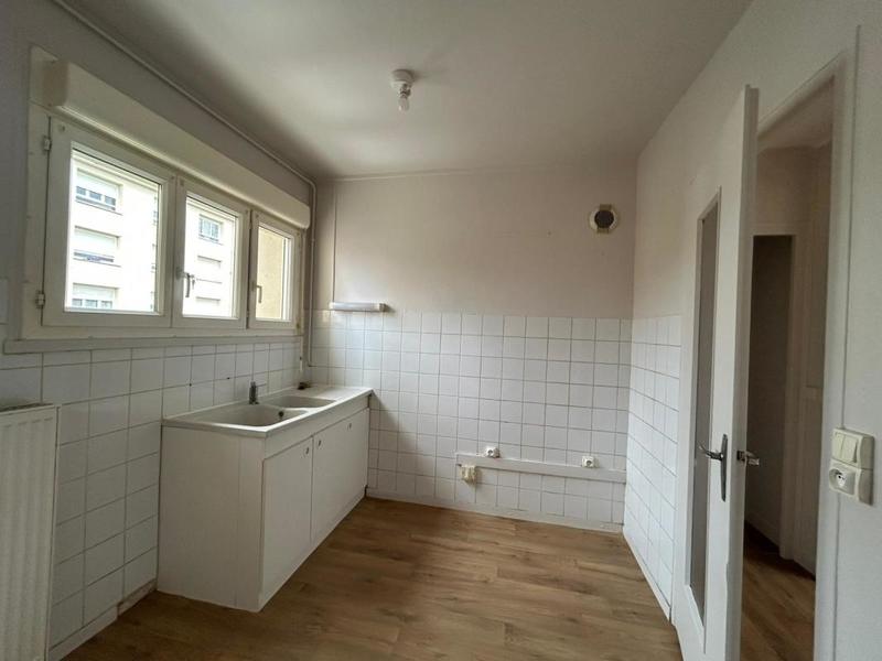 Appartement - 84 m² - 5 pièces