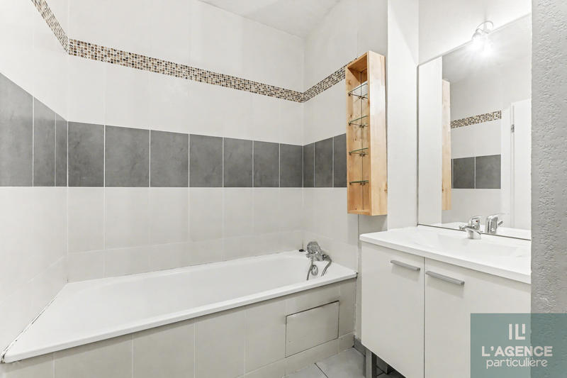 Maison - 77 m² - 4 pièces