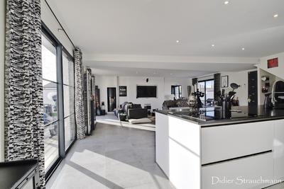 Maison - 168 m² - 5 pièces