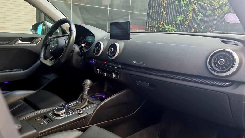 Audi A3 sportback III 35 Tfsi 150 s-Tronic7 Design Luxe - Toit ouvrant