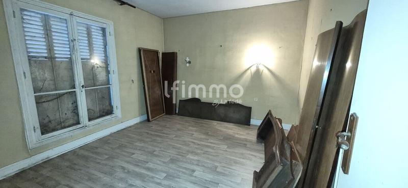 Maison - 163 m² - 7 pièces