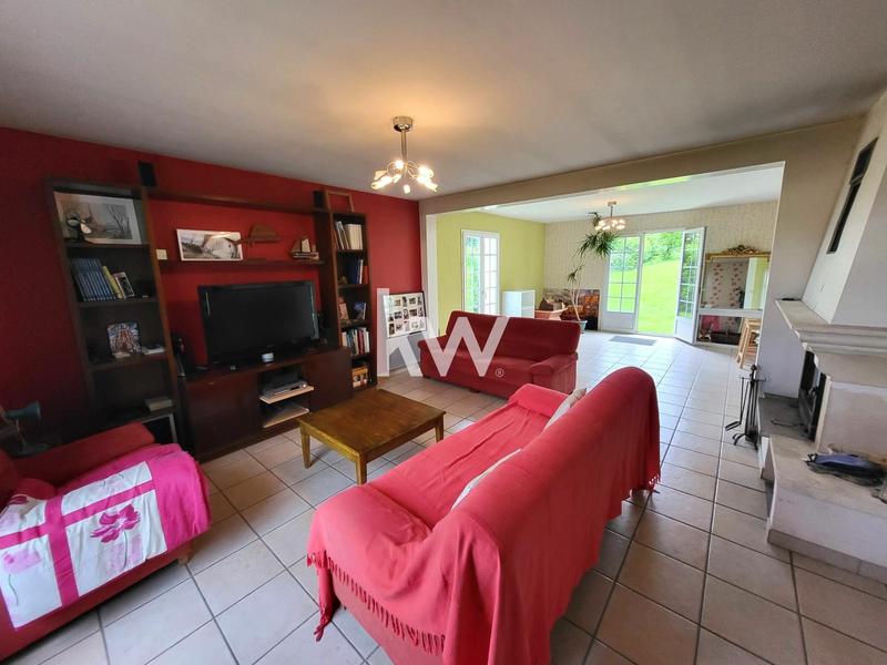 Maison - 165 m² - 6 pièces