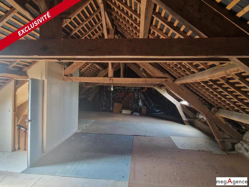 Maison - 178 m² - 8 pièces