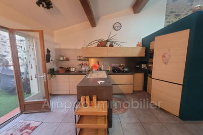 Maison de village - 105 m² - 3 pièces