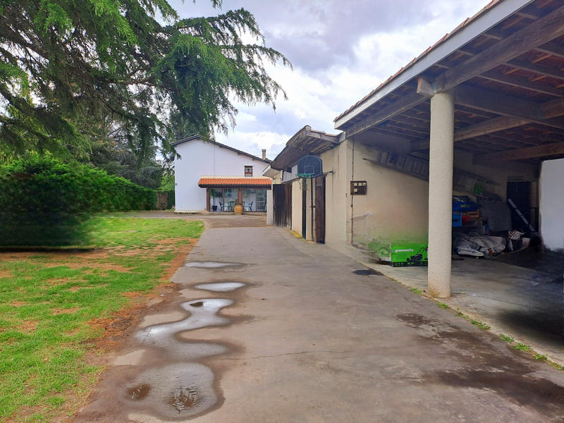 Maison - 170 m² - 5 pièces