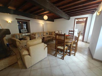 Maison de village - 163 m² - 10 pièces