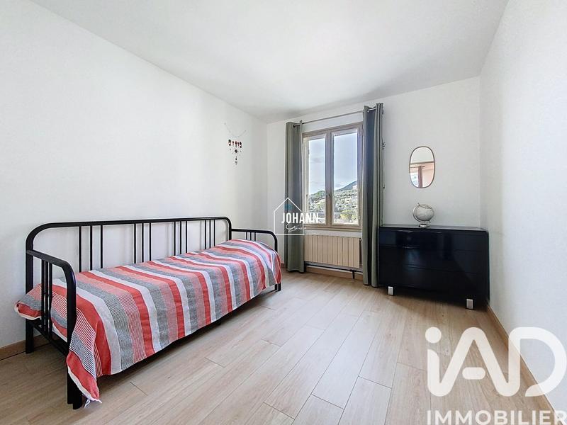 Appartement - 113 m² - 3 pièces