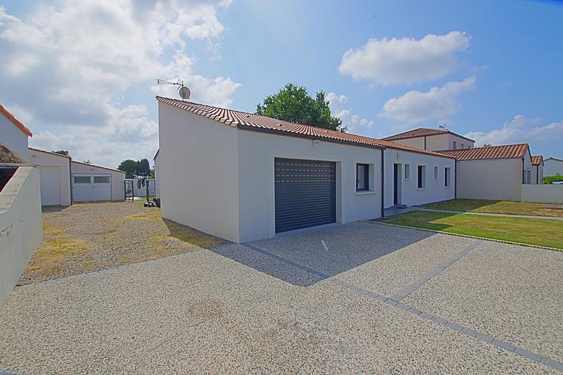 Maison traditionnelle - 157 m² - 5 pièces