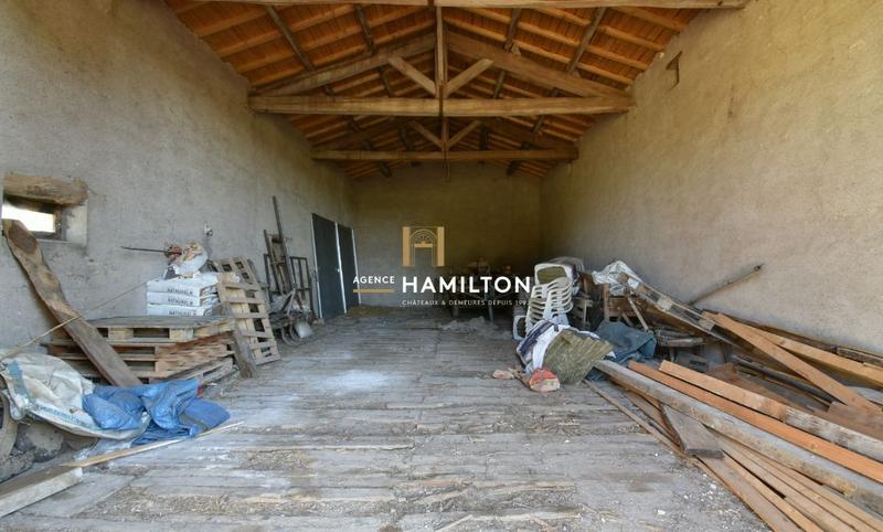 Corps de ferme - 207 m² - 7 pièces