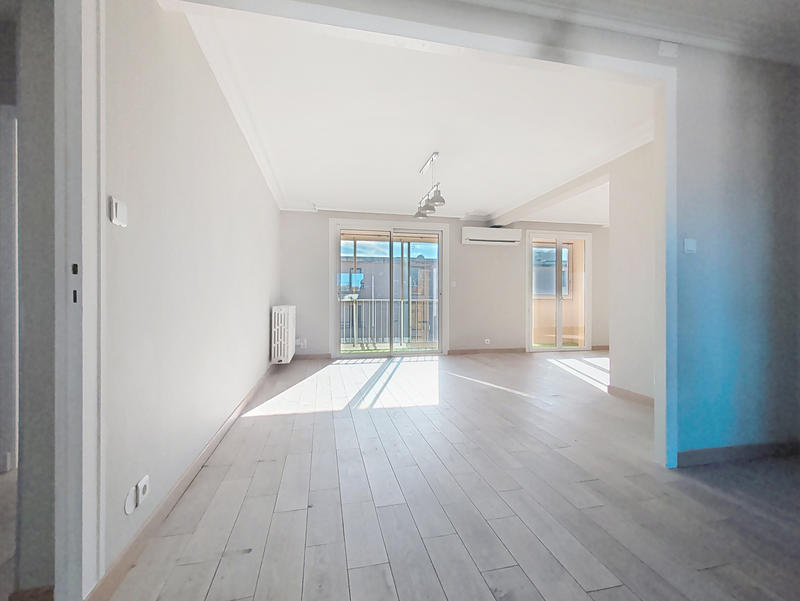 Appartement - 96 m² - 3 pièces