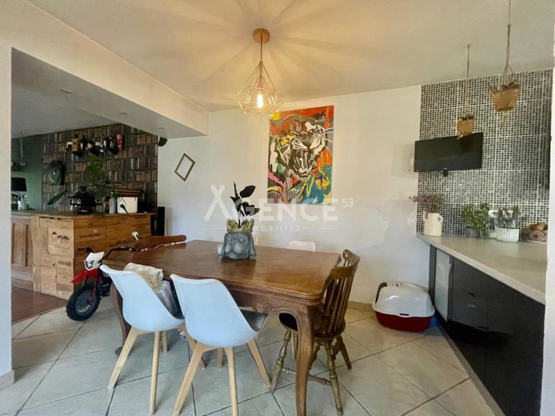 Maison - 100 m² - 4 pièces