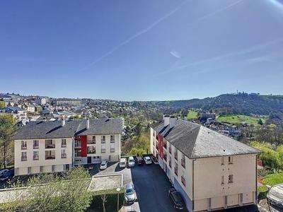 Appartement - 77 m² - 3 pièces