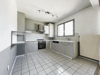 Duplex - 82 m² - 4 pièces
