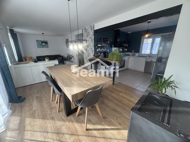 Maison - 91 m² - 4 pièces