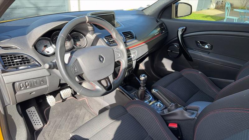 Renault Mégane Rs III 2.0 Turbo 265 Cup - Entretien constructeur