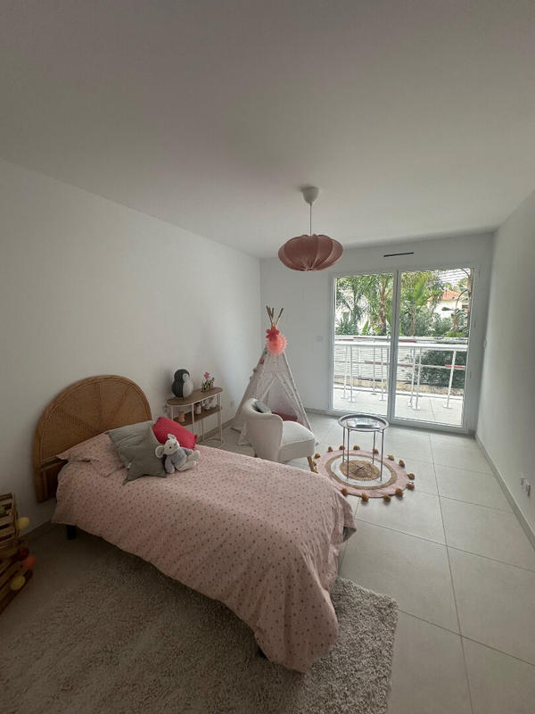 Appartement - 150 m² - 5 pièces