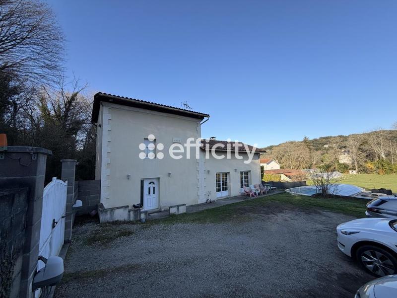 Maison - 130 m² - 4 pièces