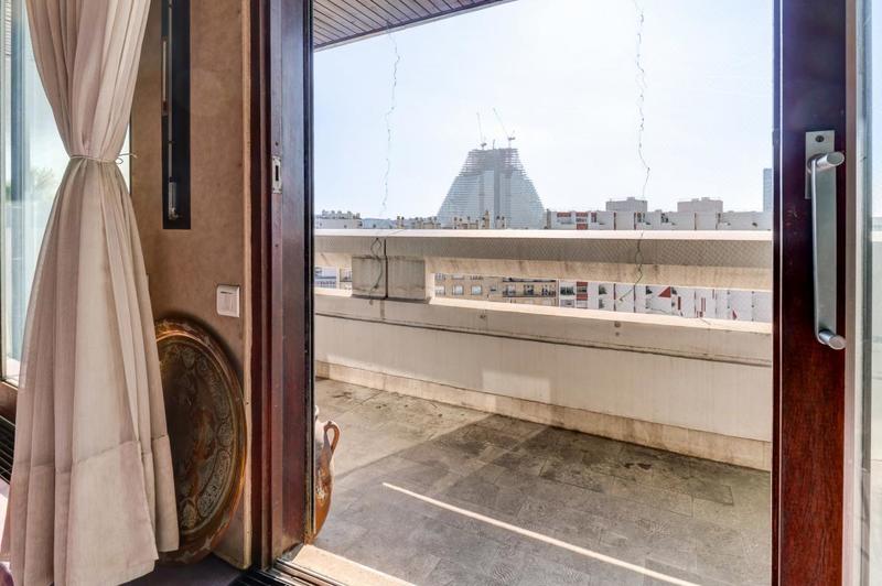 Appartement - 77 m² - 3 pièces