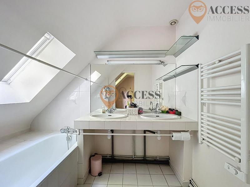 Maison - 161 m² - 6 pièces