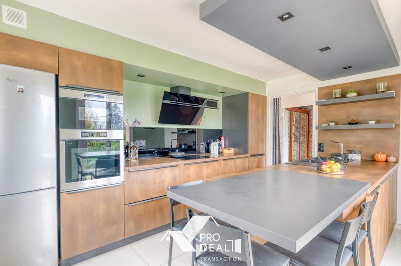 Appartement - 106 m² - 4 pièces