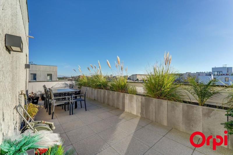 Penthouse - 112 m² - 5 pièces