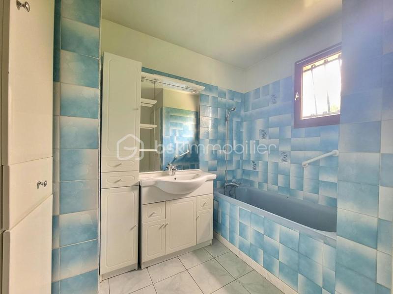 Maison traditionnelle - 65 m² - 3 pièces