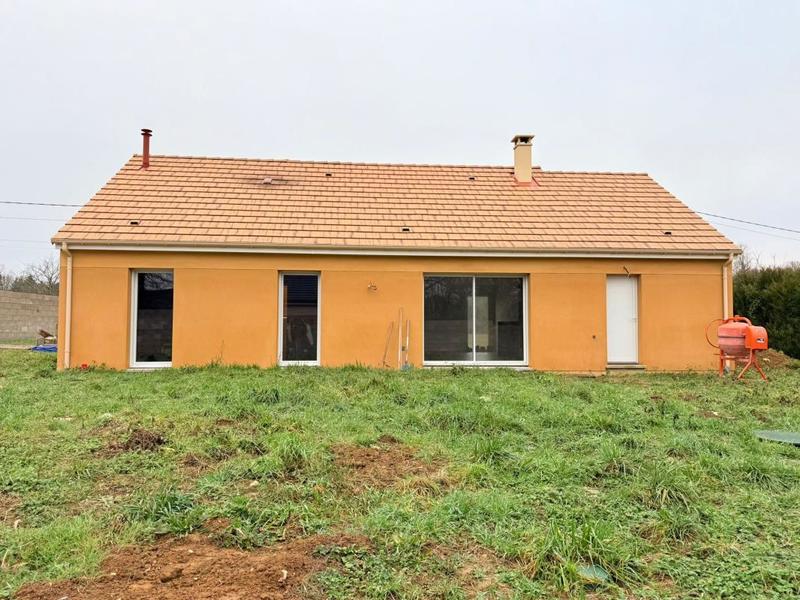 Maison - 96 m² - 4 pièces