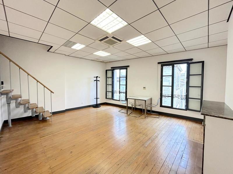 Bureau - 24 m² - 1 pièce