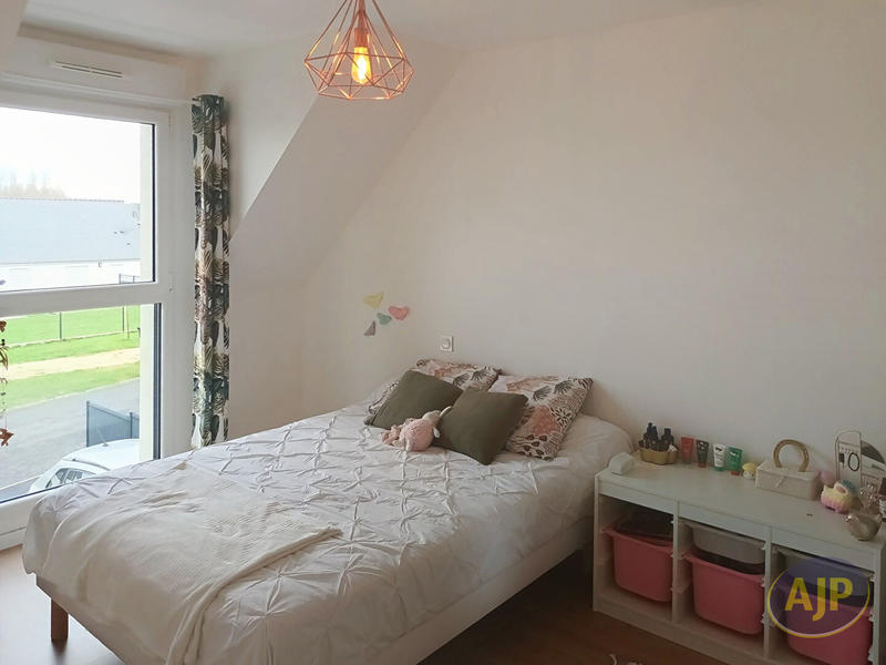 Maison - 103 m² - 5 pièces