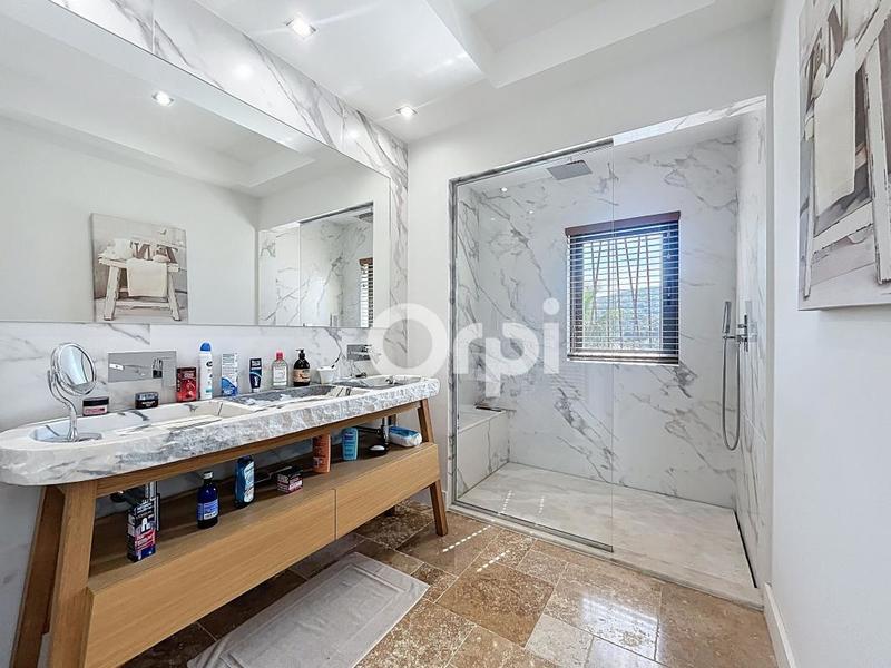 Villa - 160 m² - 4 pièces