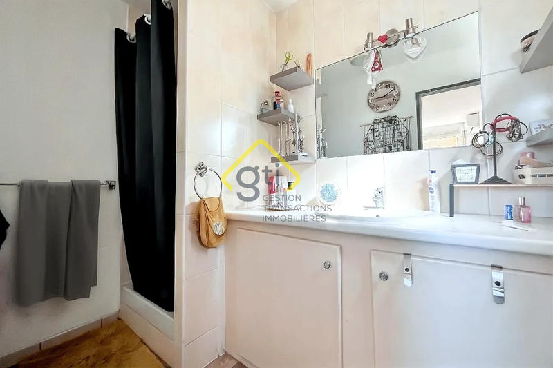 Appartement - 93 m² - 4 pièces