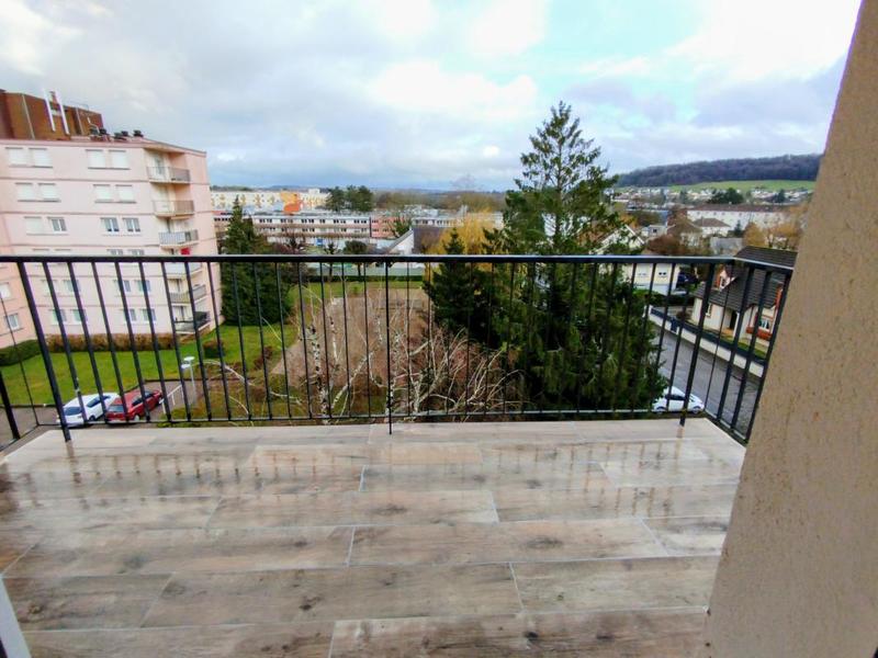 Appartement - 94 m² - 5 pièces