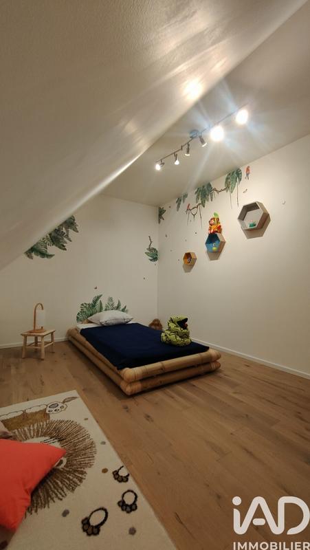 Maison - 180 m² - 6 pièces