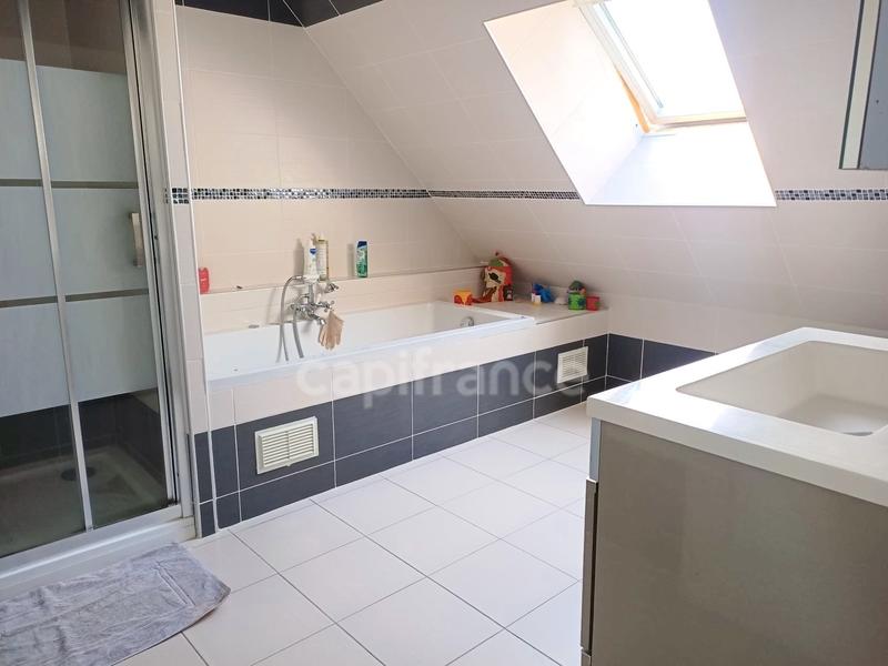 Maison - 113 m² - 6 pièces