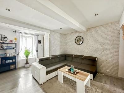 Maison - 117 m² - 7 pièces