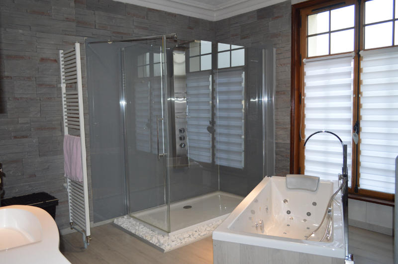 Propriété - 425 m² - 13 pièces