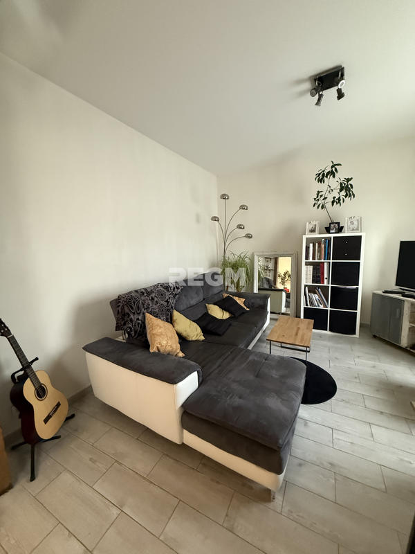 Maison - 94 m² - 5 pièces