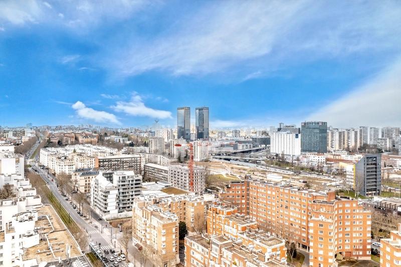 Appartement - 81 m² - 4 pièces