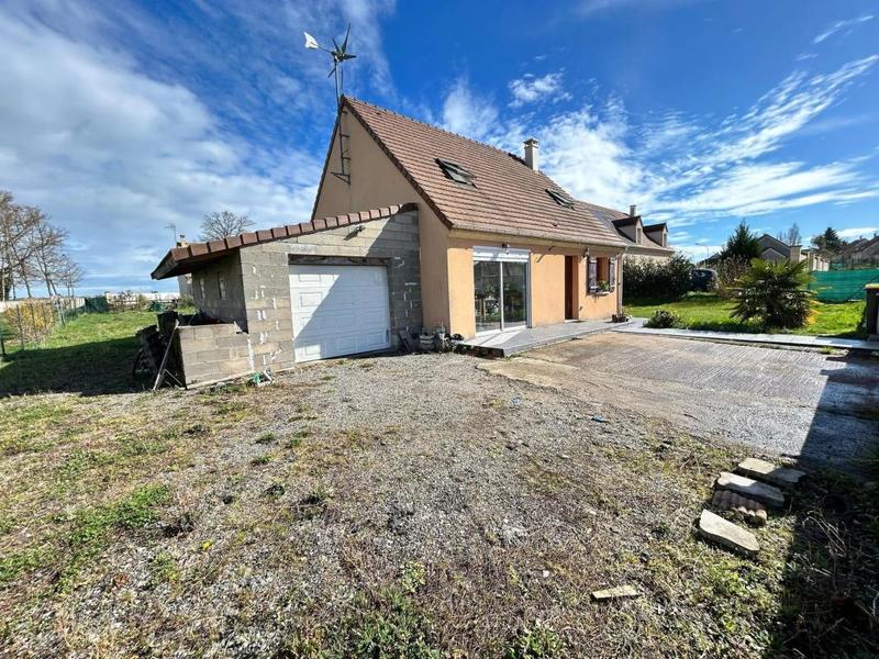 Maison - 111 m² - 6 pièces