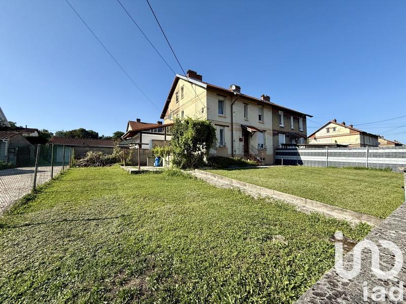 Maison - 95 m² - 5 pièces