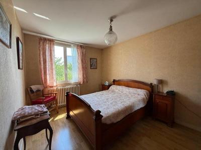 Pavillon - 105 m² - 5 pièces