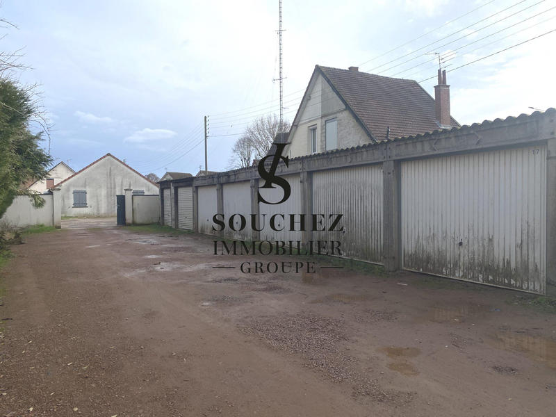 Terrain commercial - 1 036 m²