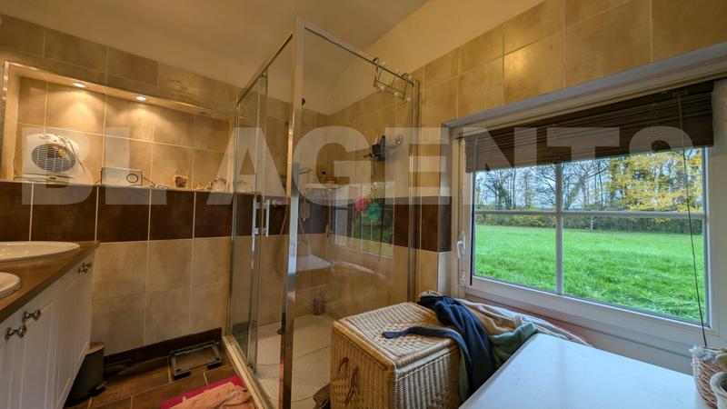 Propriété - 140 m² - 7 pièces