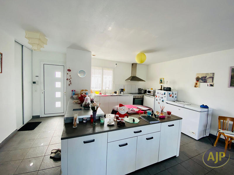 Maison - 75 m² - 3 pièces