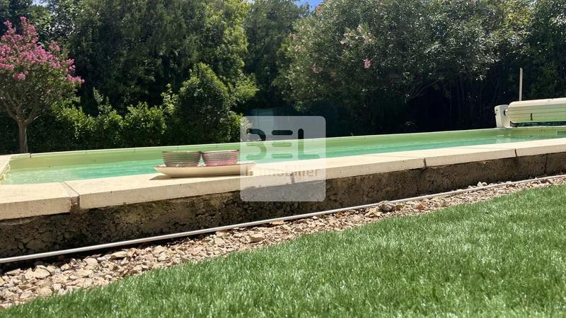 Maison bourgeoise - 181 m² - 8 pièces