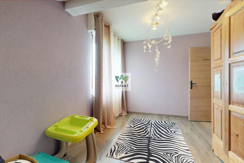 Maison - 300 m² - 11 pièces