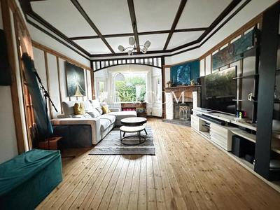 Maison - 100 m² - 6 pièces